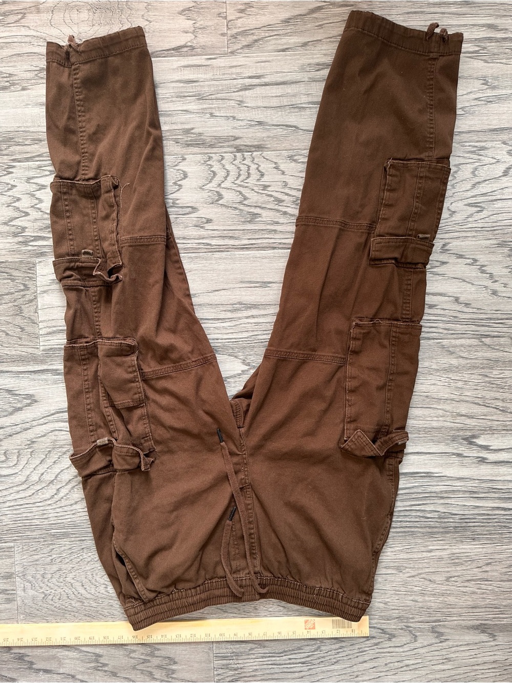 Aeropostale Men's Brown Cargo Pants with Multiple Pockets